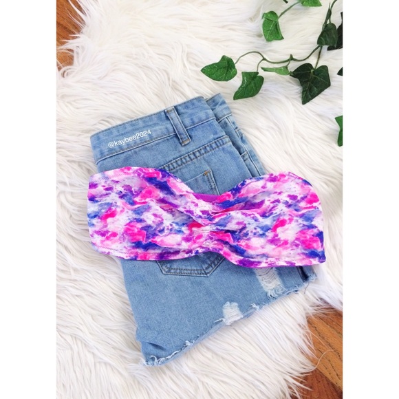 PINK Victoria's Secret Other - 🌿 VS Pink Vibrant Watercolor Lace Bandeau 🌿 PINK Victoria's Secret Other - 🌿 VS Pink Vibrant Watercolor Lace Bandeau 🌿